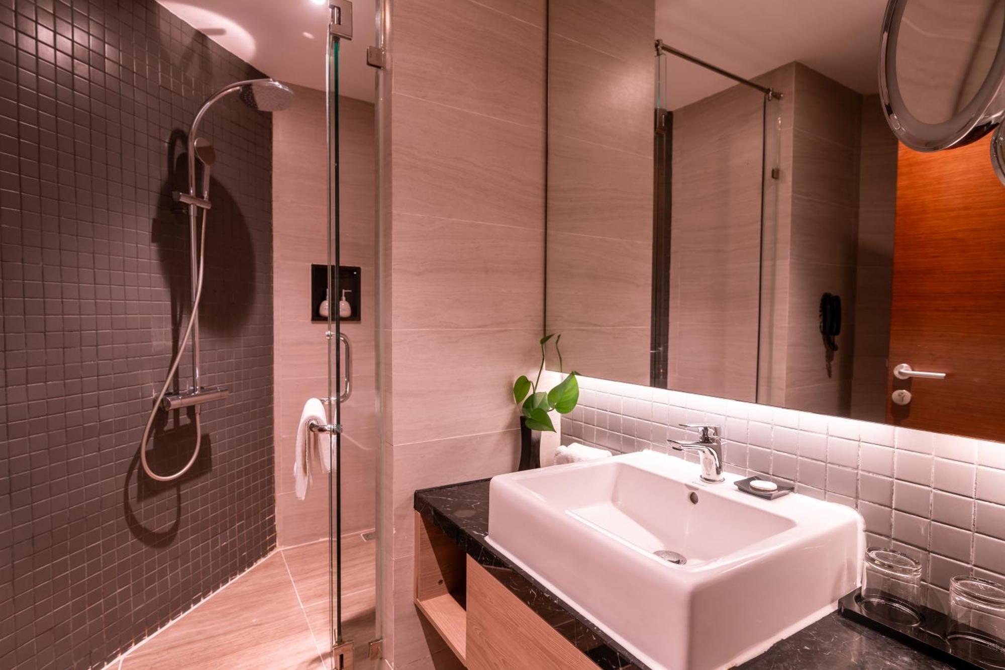 Golf Valley Hotel Да Лат Екстериор снимка